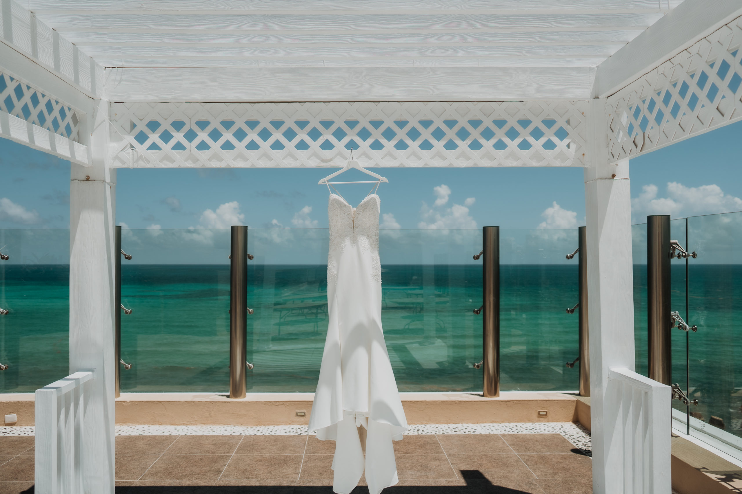 wedding dress in cancun