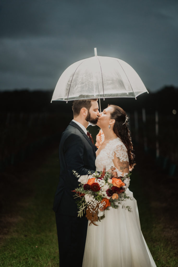 Rainy wedding day photo ideas