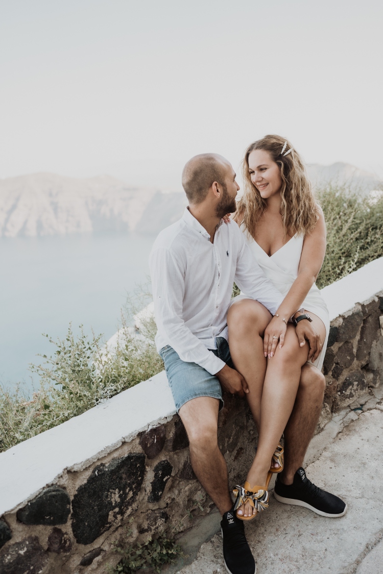Santorini-elopement